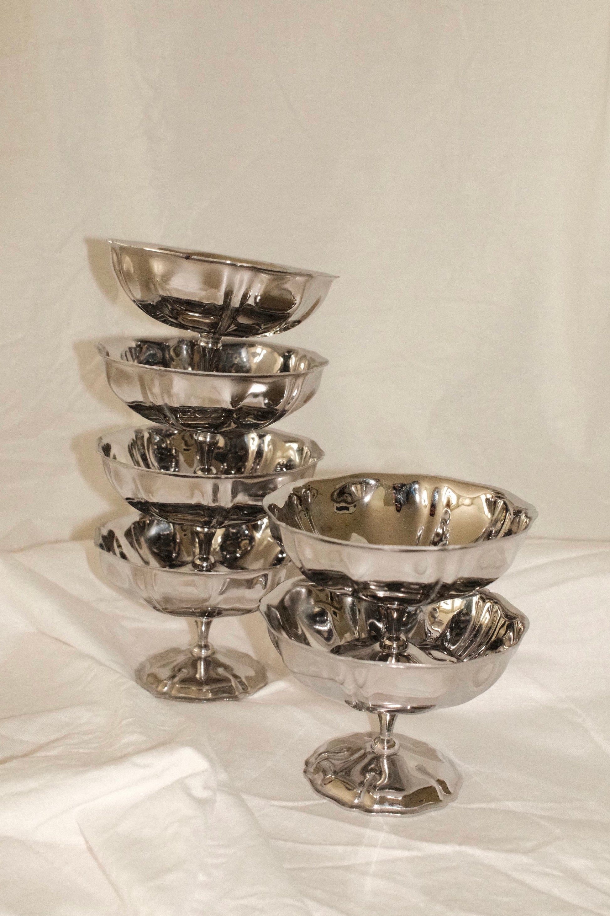 Set of 6 Vintage Pedestal Dessert Bowls