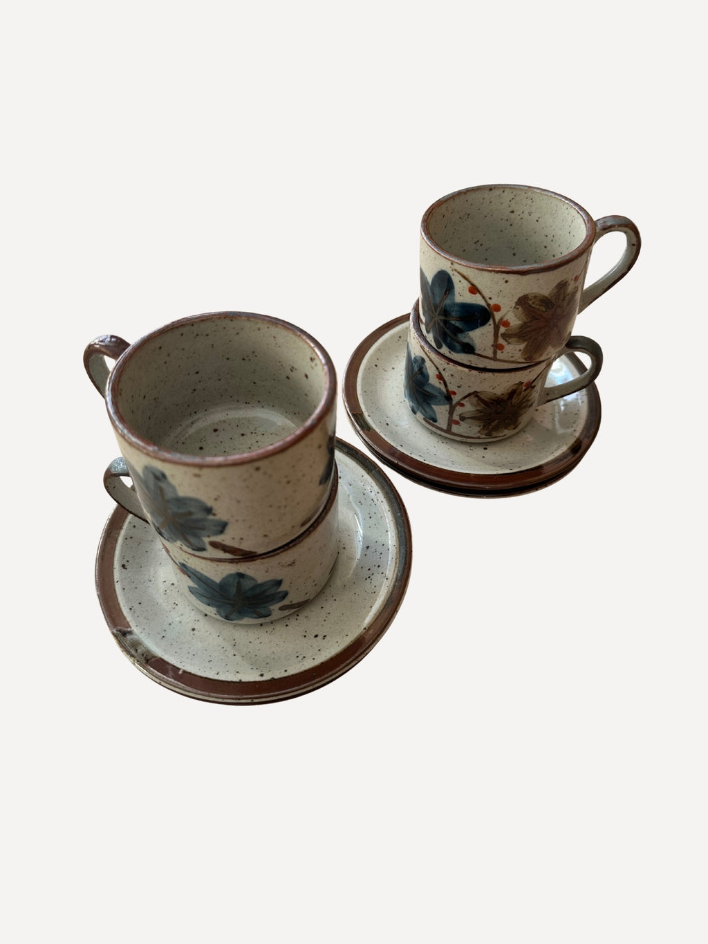 Set of 4 Stoneware Tea Cups with Saucers