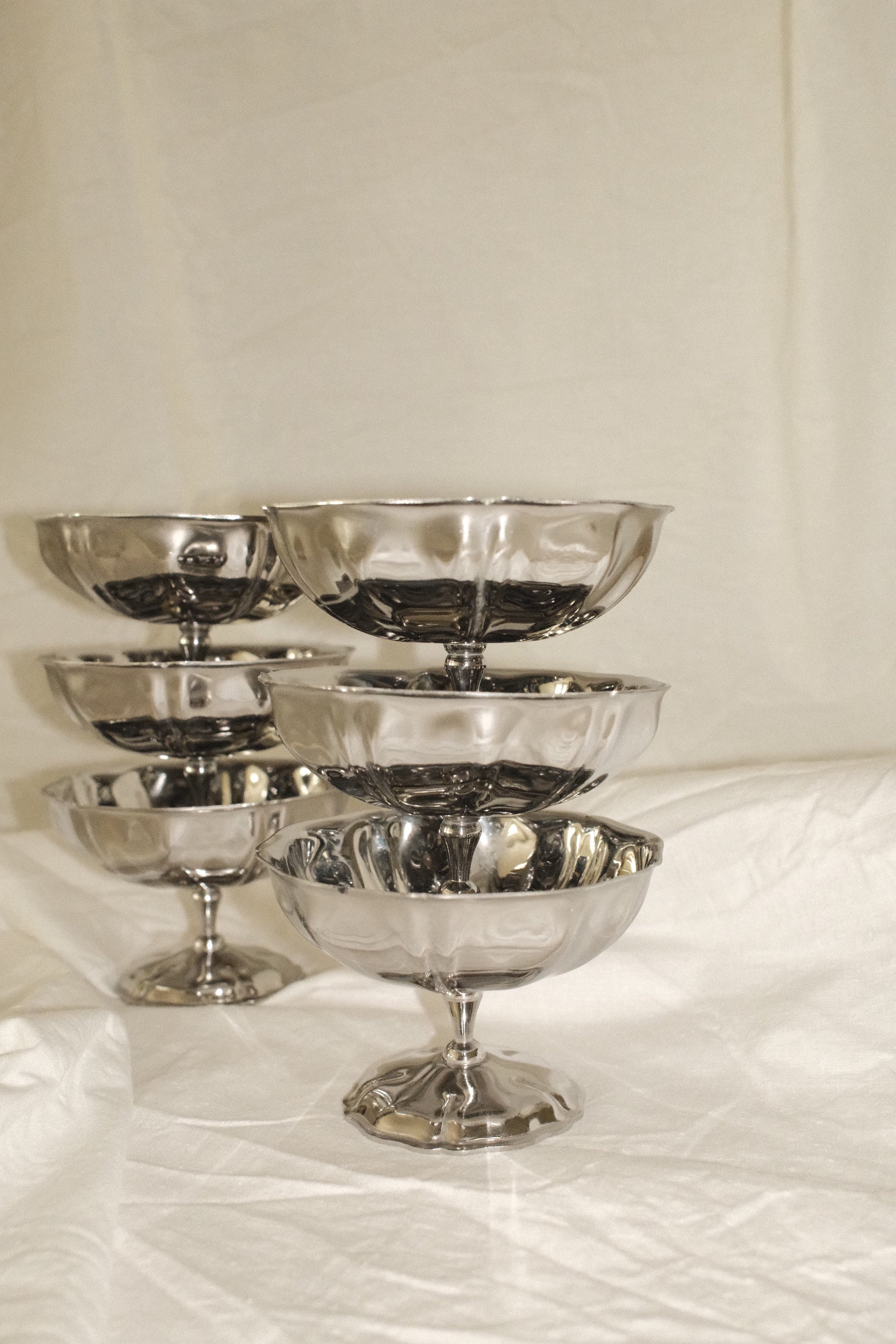 Set of 6 Vintage Pedestal Dessert Bowls