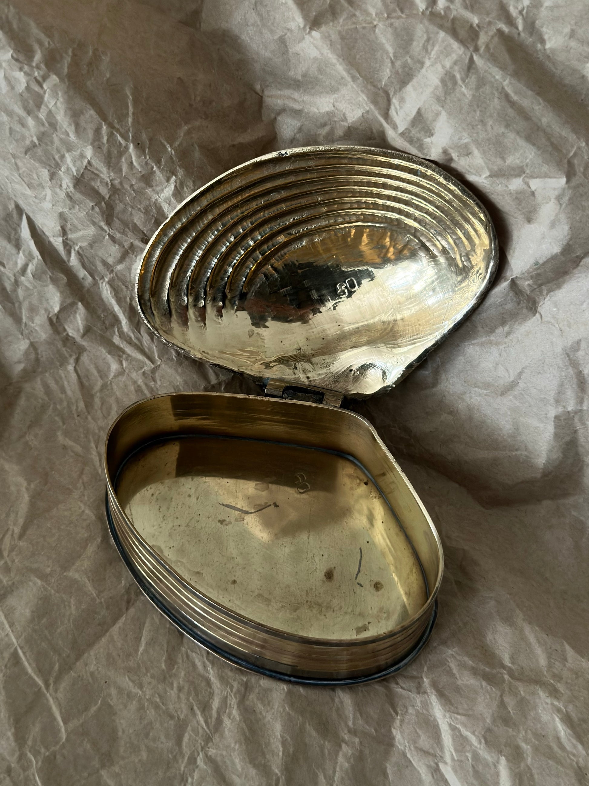 Vintage Shell-Shaped Box