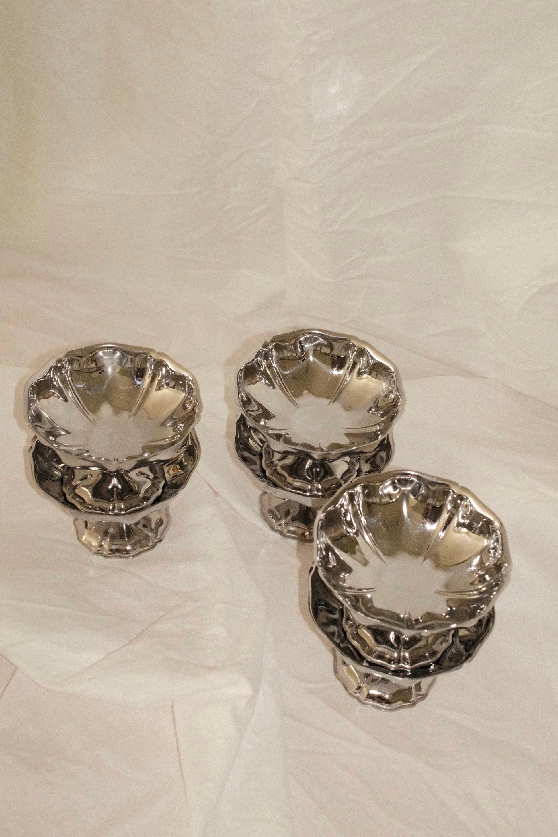 Set of 6 Vintage Pedestal Dessert Bowls